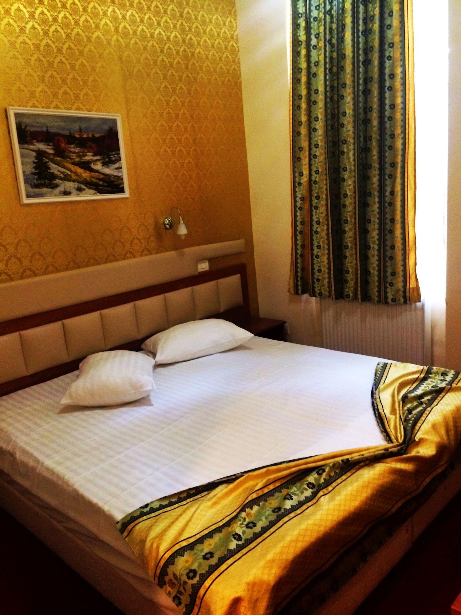 Kosher Hotel Lev Or Bucureşti Eksteriør bilde
