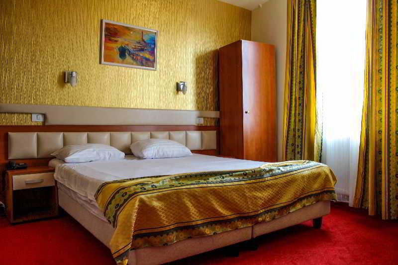 Kosher Hotel Lev Or Bucureşti Eksteriør bilde