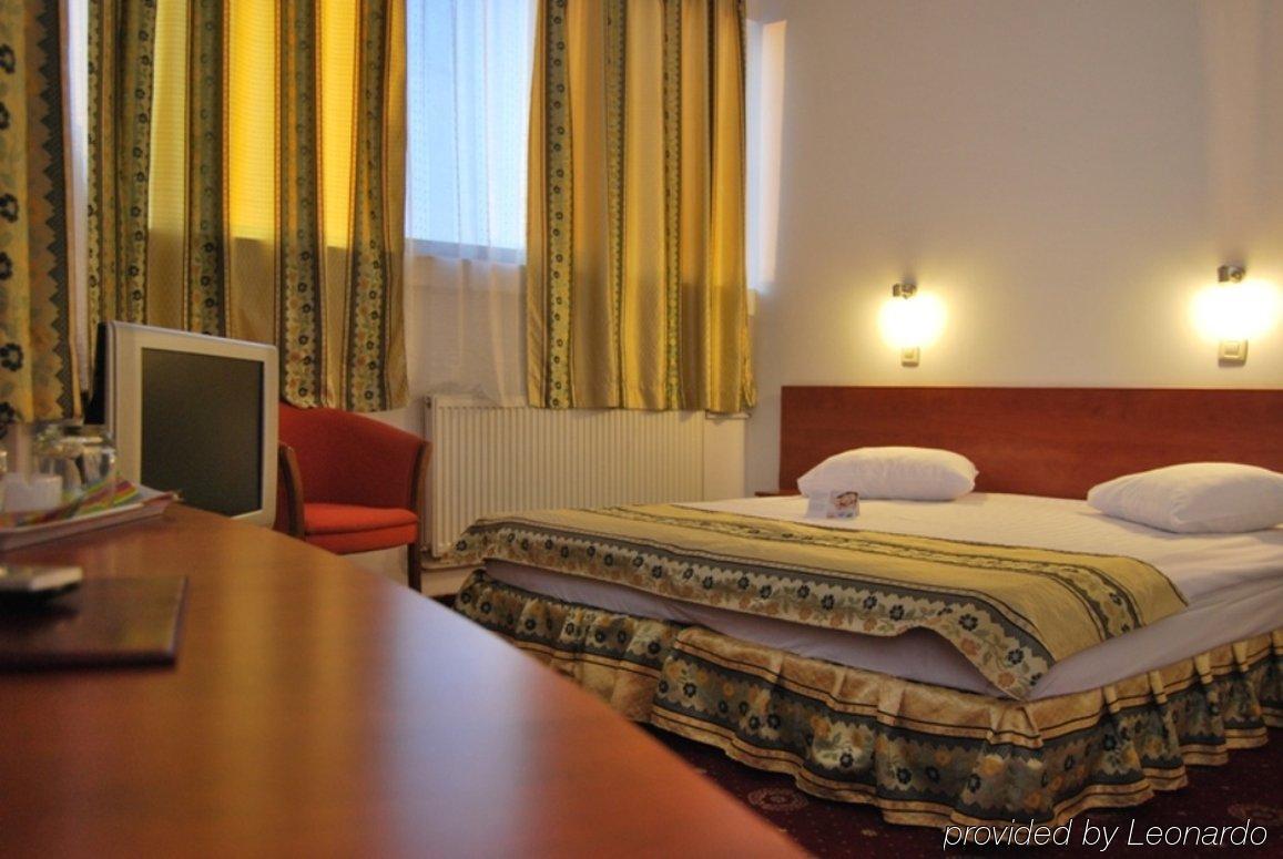 Kosher Hotel Lev Or Bucureşti Rom bilde