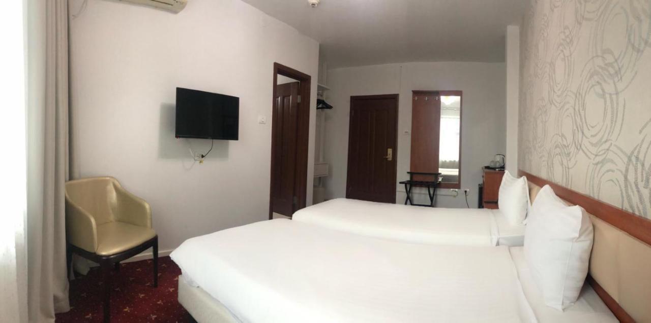 Kosher Hotel Lev Or Bucureşti Eksteriør bilde